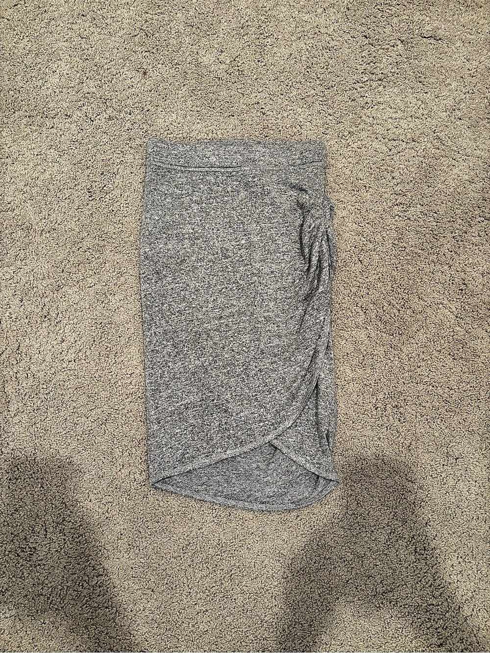 Wilfred Free Gray Wrap Midi Skirt Size XXS Like New